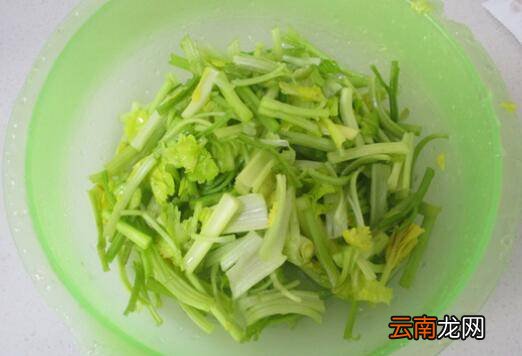 牛肉炒芹菜怎么做
