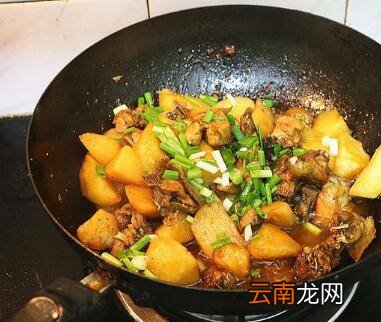 鸡肉炒土豆怎么做