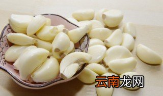 端午为什么吃大蒜 端午为什么吃大蒜煮鸡蛋