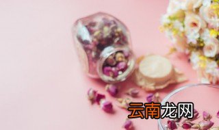 玫瑰花茶一次泡几朵最合适 女人喝玫瑰花茶一次泡几朵