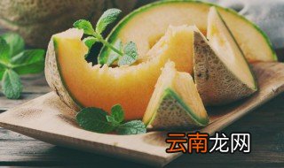 怎么判断哈密瓜果肉是否变质成熟 怎么判断哈密瓜果肉是否变质