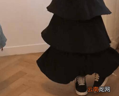 蛋糕裙适合搭配哪种鞋子