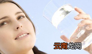 喝白开水胖了的原因 为什么喝白开水胖了