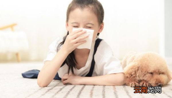 一次打两个喷嚏是什么意思 一次打两个喷嚏有什么含义