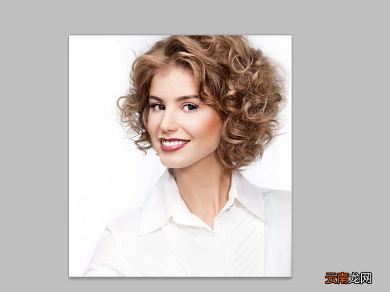 使用Photoshop cs5制作出烟雾效果人物轮廓具体操作方法