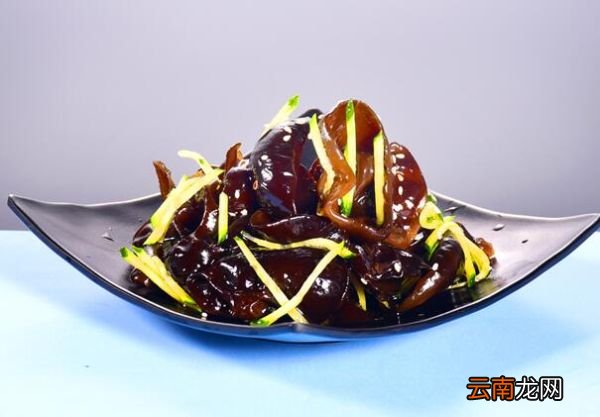 木耳不焯能吃吗 炒木耳不焯水有毒吗