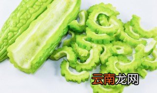 鲜苦瓜泡水好还是苦瓜干泡水好 鲜苦瓜怎么泡水好