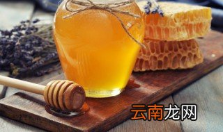 蜂蜜能用温牛奶泡吗 蜂蜜能不能用温牛奶泡