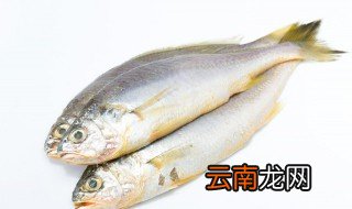 怎样炸小鱼酥脆好吃 油炸小野鱼的做法