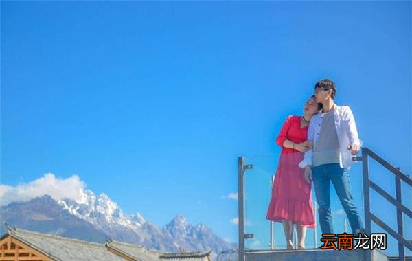 追的女生太矜持了怎么办 女生太矜持是不够爱吗