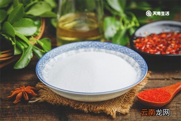 海盐水的功效与作用 海盐水的功效与作用是什么