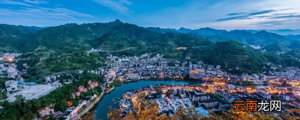 茅台镇在贵州哪个市的哪个县 茅台镇位于贵州的什么地方