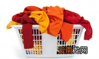 消毒液弄在衣服上变色,自己能否染色? 衣服让消毒液染色了怎么洗