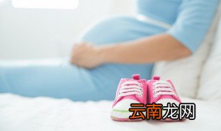 袜子被皮鞋染色怎么洗 新皮鞋染色袜子怎么处理鞋子