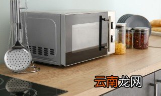 电饭煲内胆可以放微波炉吗，电饭煲内胆可以放微波炉里面吗
