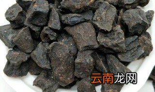 桑葚何首乌制作方法 桑葚和制何首乌泡水