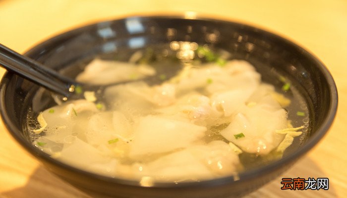 馄饨是冷水下锅还是热水 馄饨是冷水下锅还是热水下锅