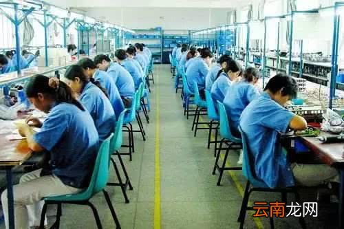 在工厂上班为什么得心梗,工人心梗病在工厂里,工厂应不应该负责