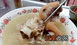 清炖猪脚汤 清炖猪脚汤的做法