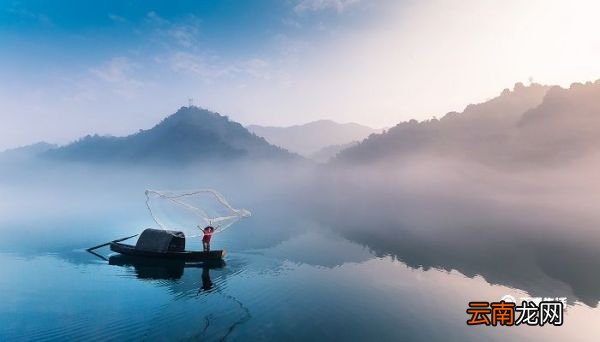 江上渔者古诗的意思和注释 江上渔者古诗的意思