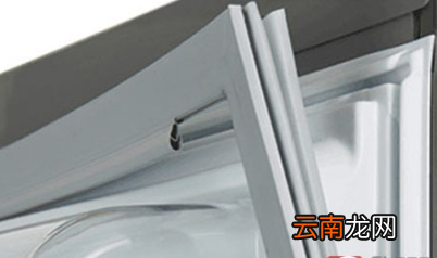 美的智能冰箱540门关不紧怎么办