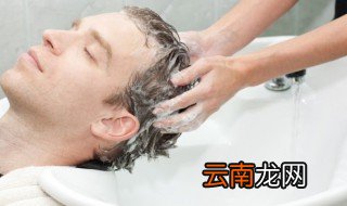 淋完雨要洗头吗 淋完雨要不要洗头