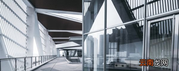 玻璃用什么做的 玻璃用什么做的原材料