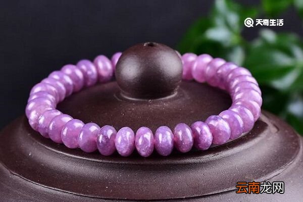 梅花碧玺的功效与作用 梅花碧玺的适宜人群