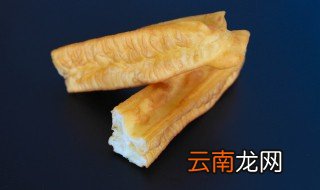 油条的制作方法 早餐小油条的做法