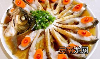 清蒸孔雀开屏鱼的做法 怎么做清蒸孔雀开屏鱼