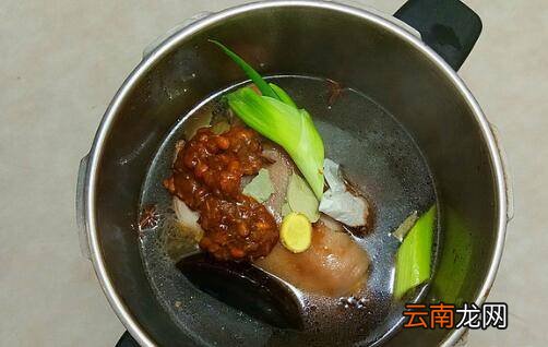 整个肘子怎么做好吃