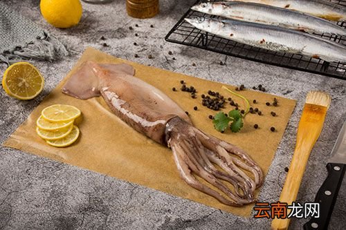 如何处理鱿鱼 超市买的鱿鱼怎么处理