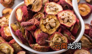 山楂泡水用干的好还是新鲜湿的好 山楂泡水用干的好还是新鲜湿的好呢