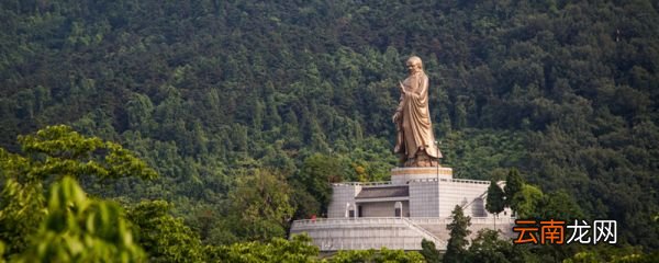 天地不仁以万物为刍狗这句话是什么意思 天地不仁以万物而刍狗是什么意思