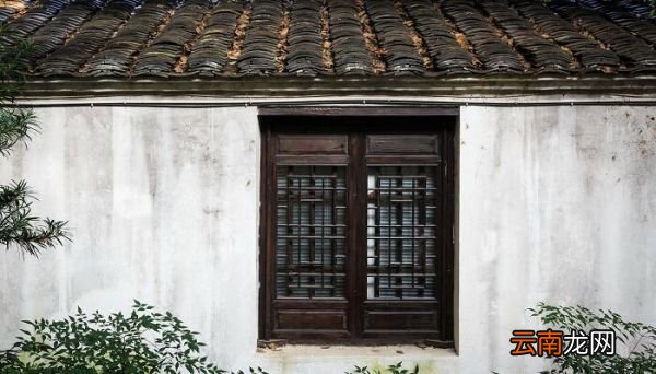 百草园到三味书屋主旨 从百草园到三味书屋的主题是什么