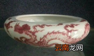 釉里红瓷器始于哪个朝代 红瓷器始于哪年代