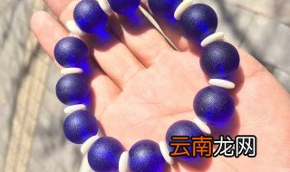 清代琉璃朝珠有哪几种 清代琉璃朝珠哪个颜色最为好