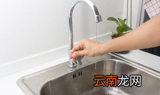 自来水爆氧多久可以去氯气 自来水爆氧多长时间可以去氯气