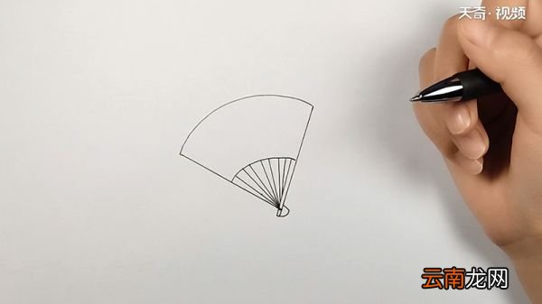 扇子简笔画