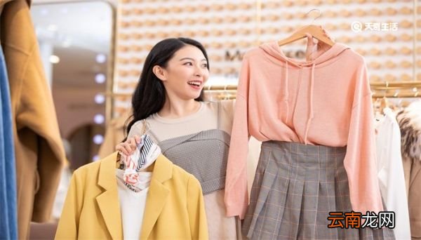 什么颜色显肤色白 穿什么颜色的衣服显白