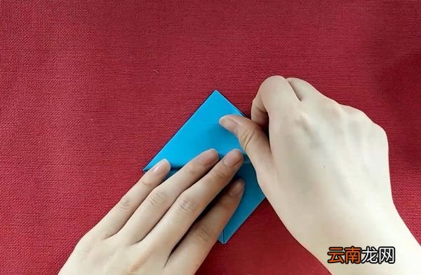纸盒子怎么折 纸盒子怎么折简单