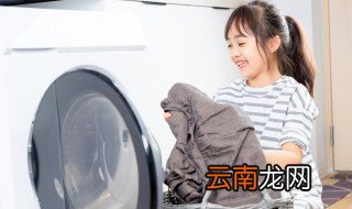机洗羽绒服的坏处 洗衣机洗羽绒服的坏处