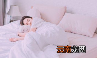 梦见自己被蛇咬 梦见自己被蛇咬是什么意思