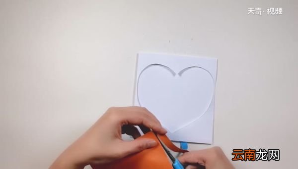 怎么做情人节贺卡 情人节贺卡的制作步骤