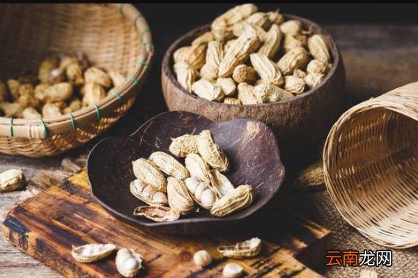 煮花生的功效与作用 吃煮花生的好处