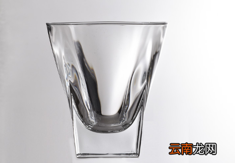 普通玻璃杯装开水的注意事项 玻璃杯可以装开水吗
