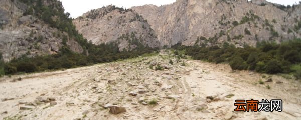 山体滑坡怎么逃生 山体滑坡是什么