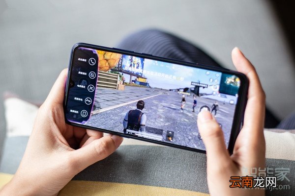荣耀9x和vivoz5区别对比
