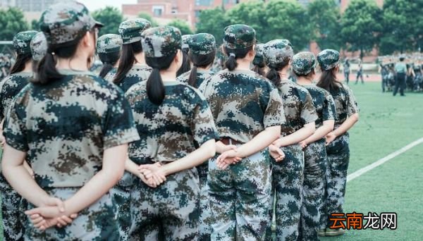 军训自我鉴定怎么写 军训的自我鉴定该怎么写