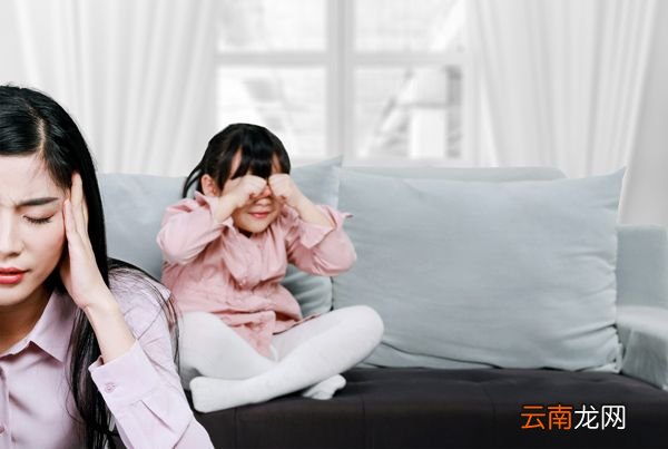 2-3小孩脾气很犟怎么办 小孩子脾气犟怎么办
